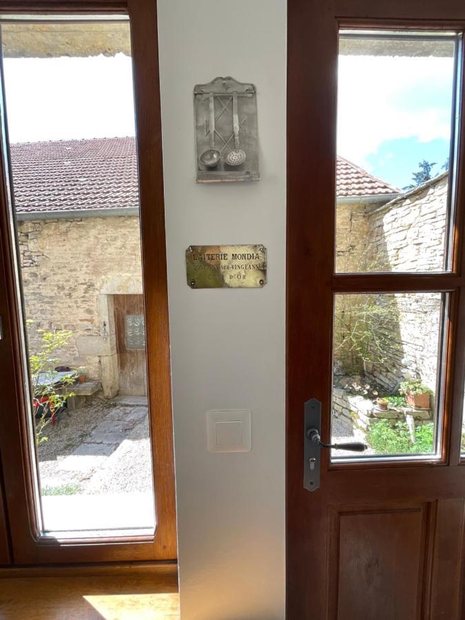Rue De La Tour Du Pin Villa Fontaine-Francaise Luaran gambar